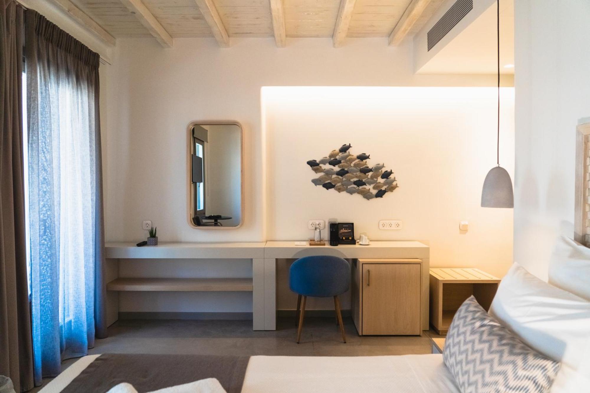 Lithos Luxury Suites Tinos Exterior foto