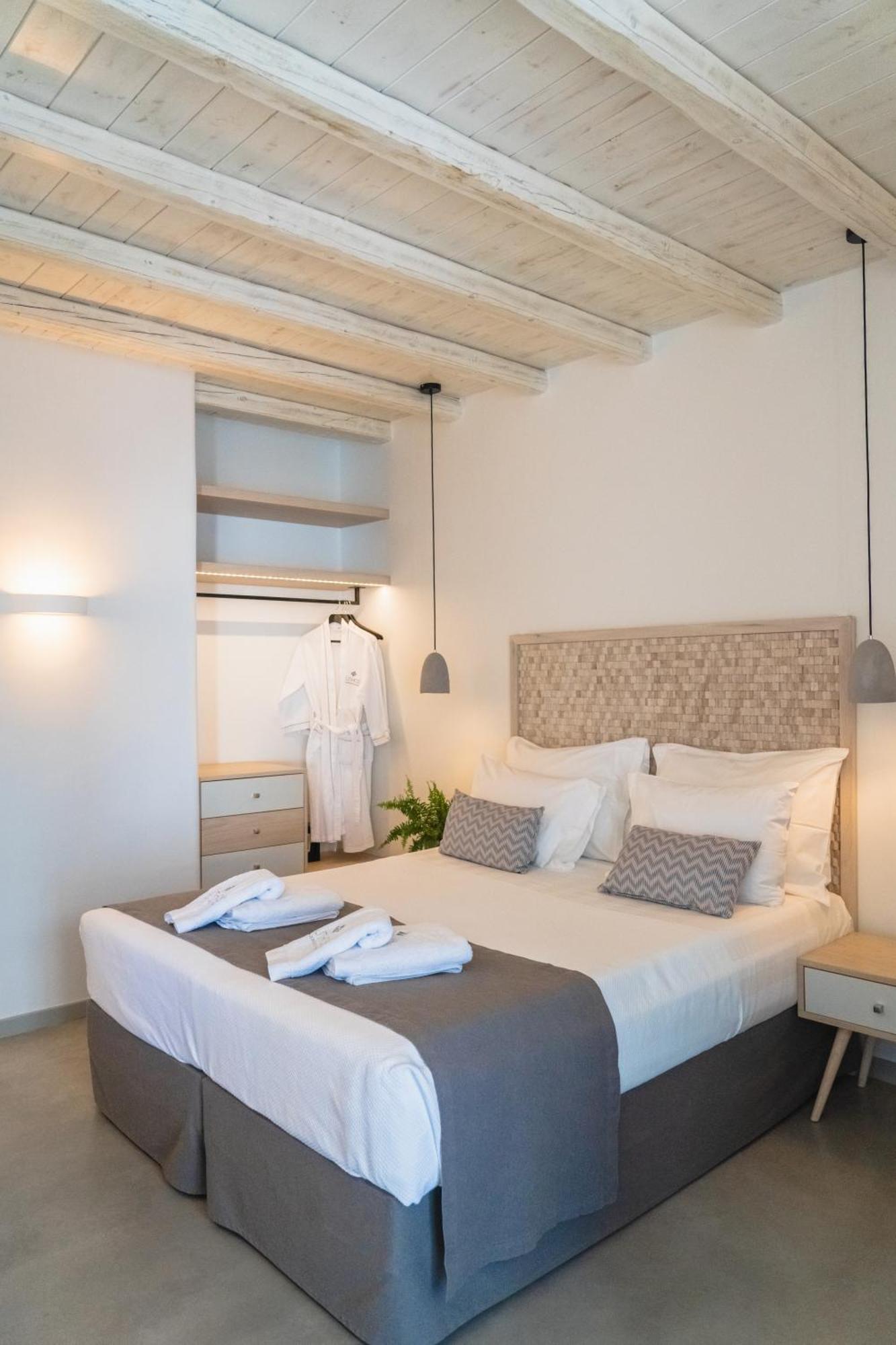 Lithos Luxury Suites Tinos Exterior foto